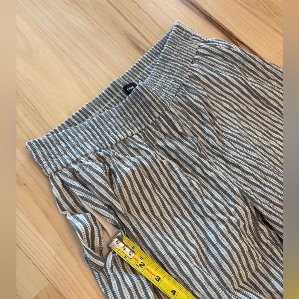 Express Wide Leg Pant Pinstripe Pattern Casual Lightweight Sz Small - Picture 5 of 10
